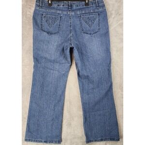 Bill Blass Jeans Woman Size 18W Blue Stretch Straight Leg Embroidered Pockets